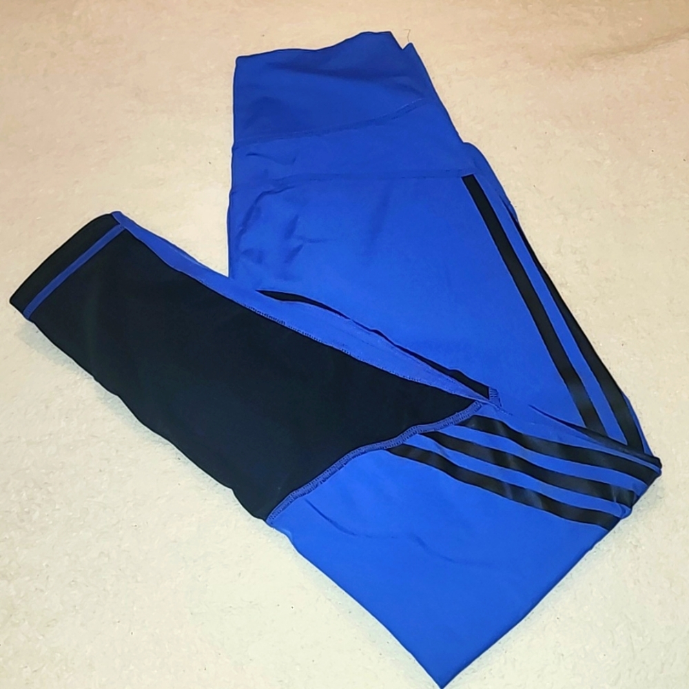 Adidas leggings size Med